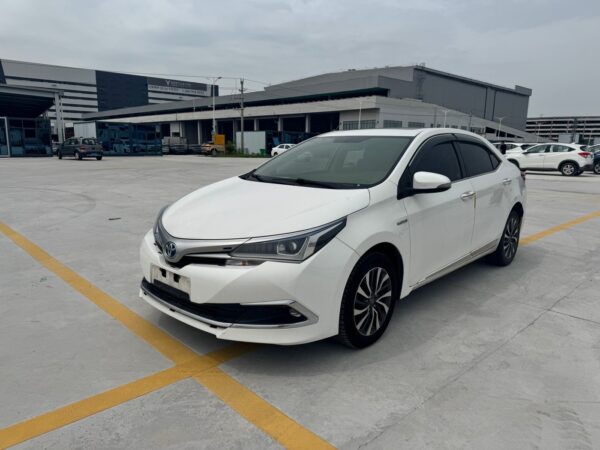 2017 Toyota Corolla Facelift Twin Engine 1 8L E CVT Elite Edition