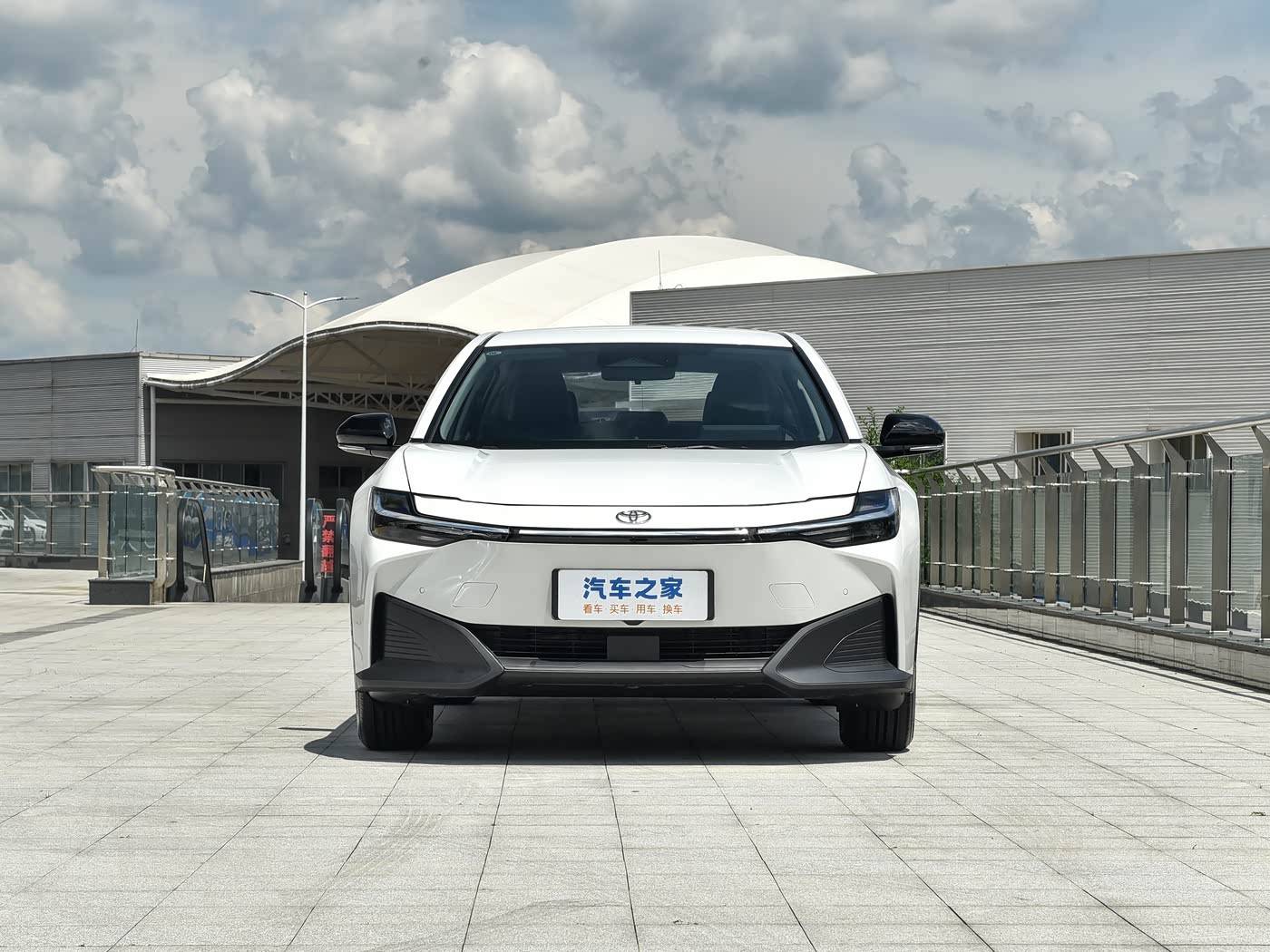 Toyota bZ3 Image 5