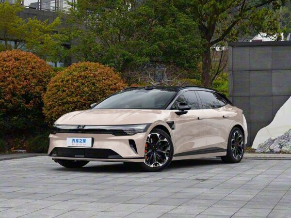 ZEEKR 007 GT