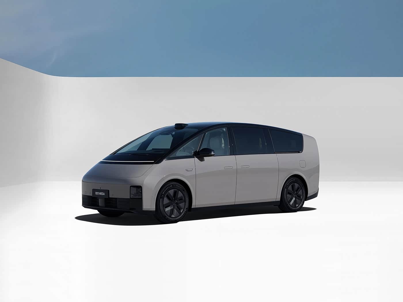 Li Auto MEGA
