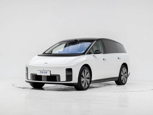 Li Auto i8
