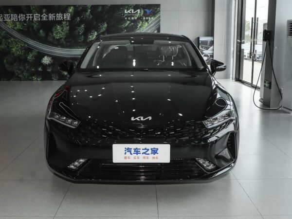 起亚K5 2 600x450