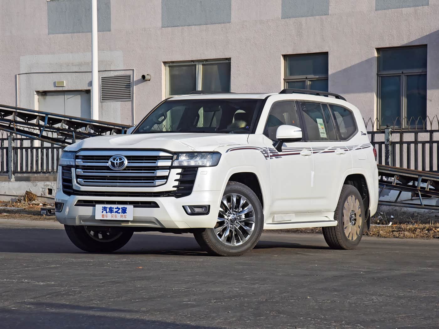 Toyota Land Cruiser (LC300)